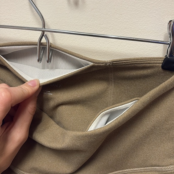 Tory Burch shorts - Picture 6 of 8